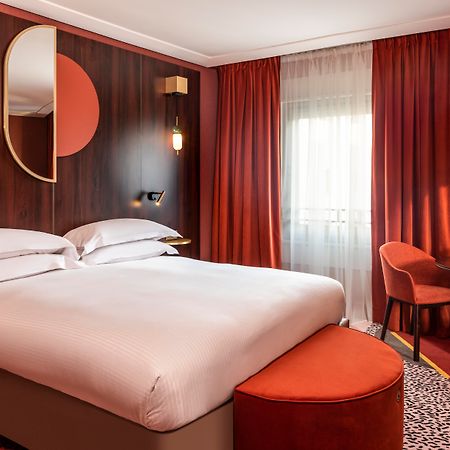 Nest Paris La Defense - Mgallery Puteaux Exteriör bild A room at the hotel
